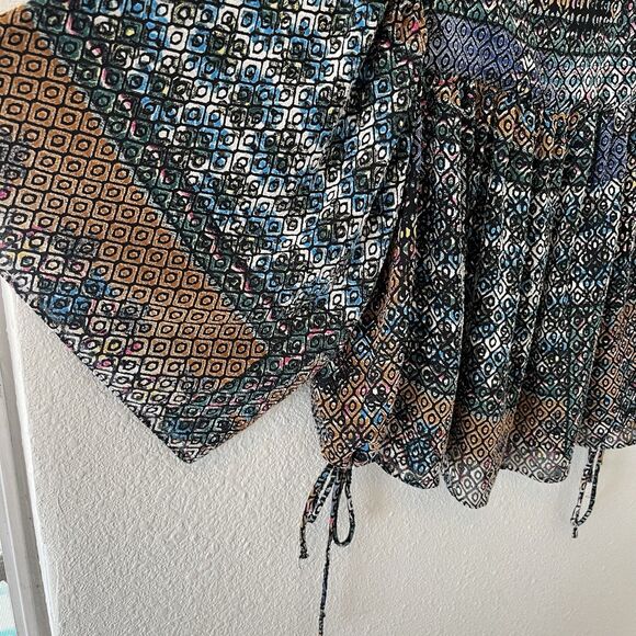Zara Trafaluc Top Blouse Size Med Geometric Patterned Keyhole Tie Sides Boho - Picture 5 of 12